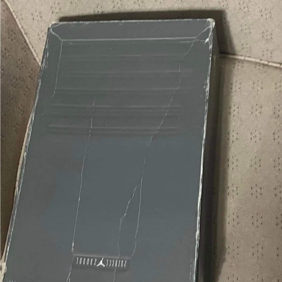 Air Jordan 11 cool gray size 10.5 - Picture 10 of 11